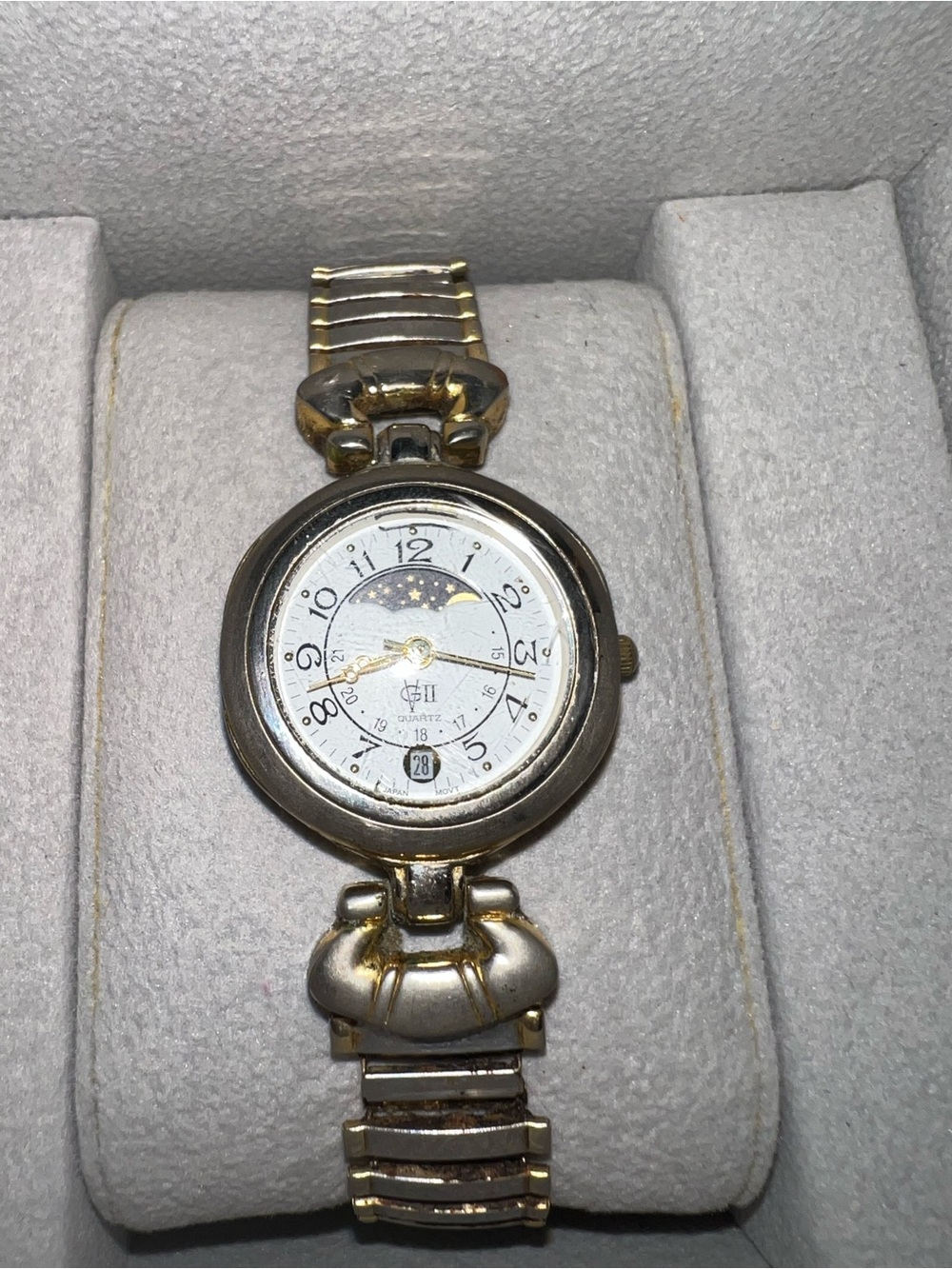 Women’s Vintage Gloria Vanderbilt Gvii Fada Industries Inc Moon Phase Quartz